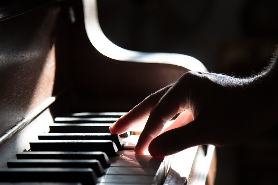 piano lessons at home