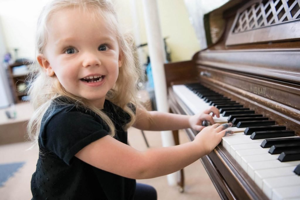 How To Find The Best Piano Teacher For Kids?